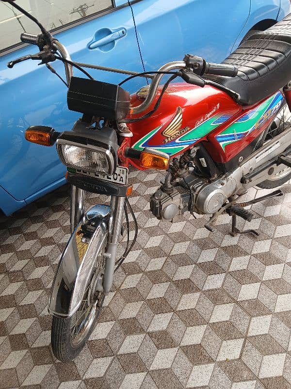 Honda CD 70 fo sell 3