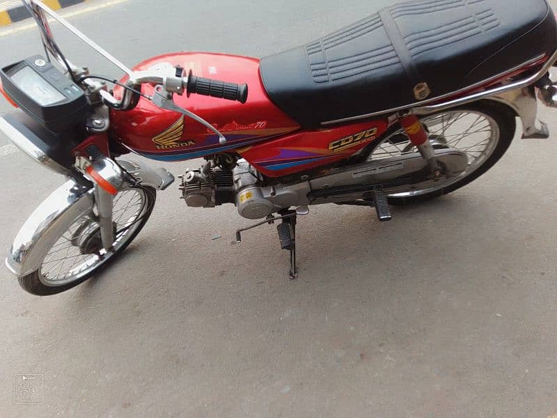 03288869227 I want to sale my bike Honda CD 70 0