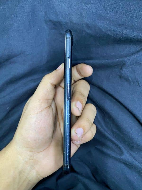 iPhone 7 128gb PTA approved BH 83 condition 10/8 4