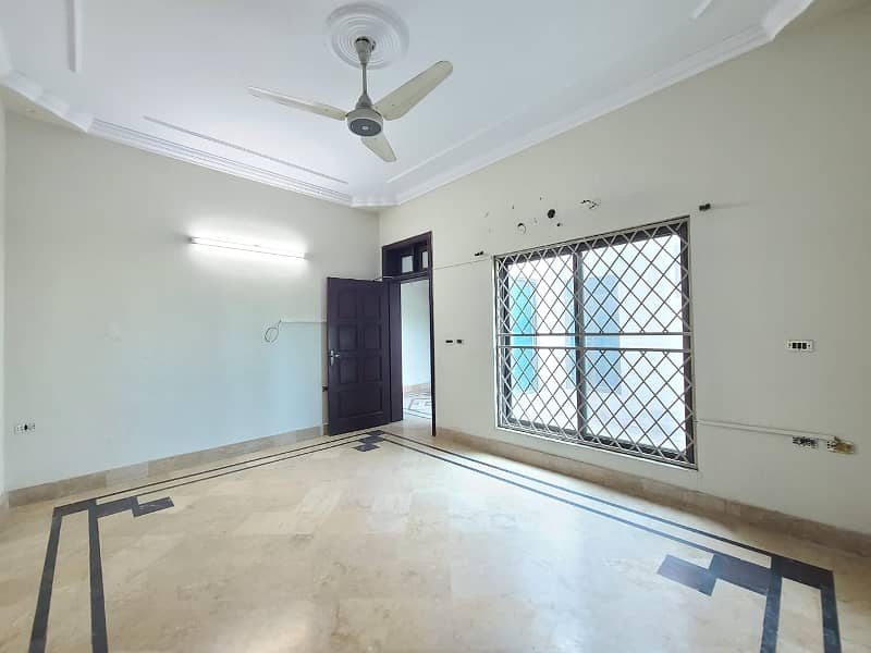 House Available For Rent Canal Road Faisalabad 19