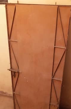 iron gate size 3 × 6 solid and heavy gate good condition 0