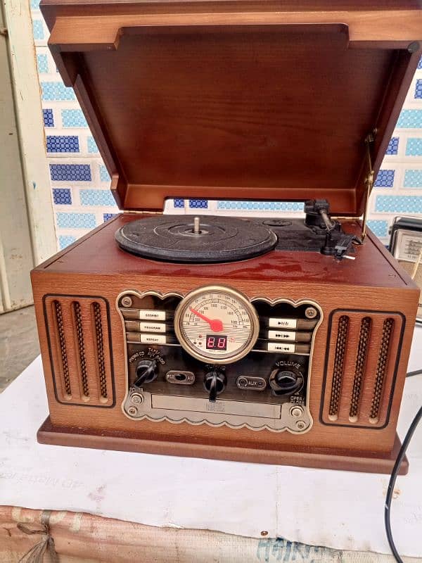 vintage  turntable 6