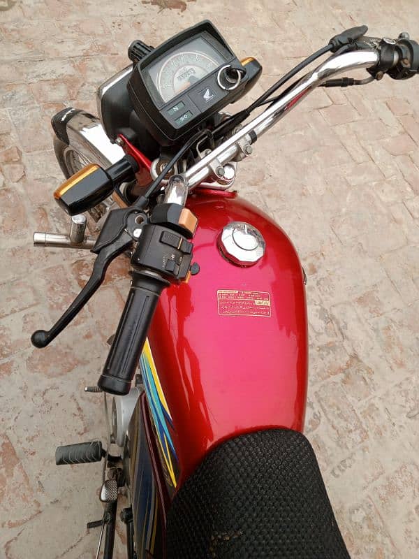 Honda CD 70 2021 urgent sale very good condition Punjab registered 5