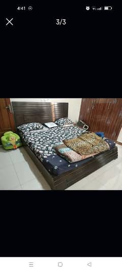 king size bed