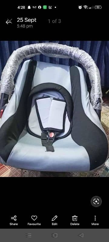 baby carrycot n seater 1