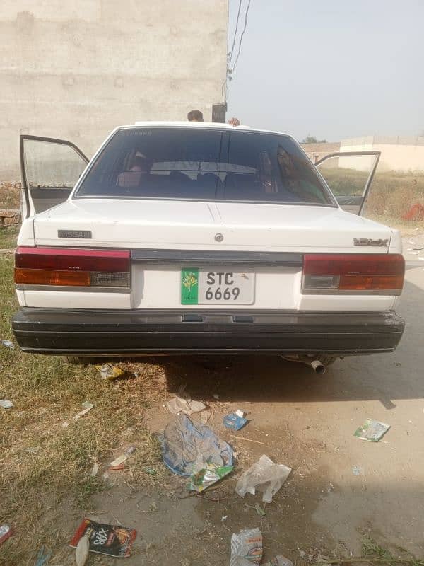 Nissan Sunny 1986 7