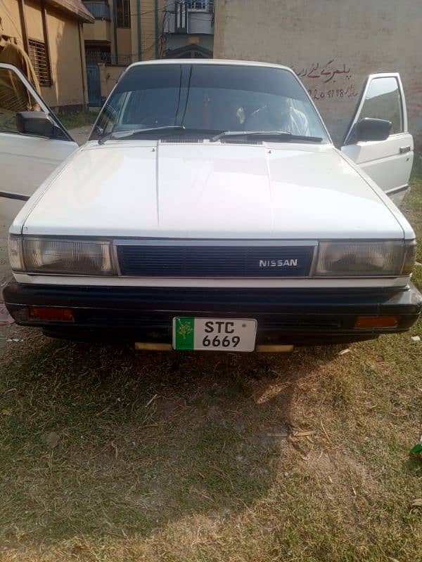 Nissan Sunny 1986 9