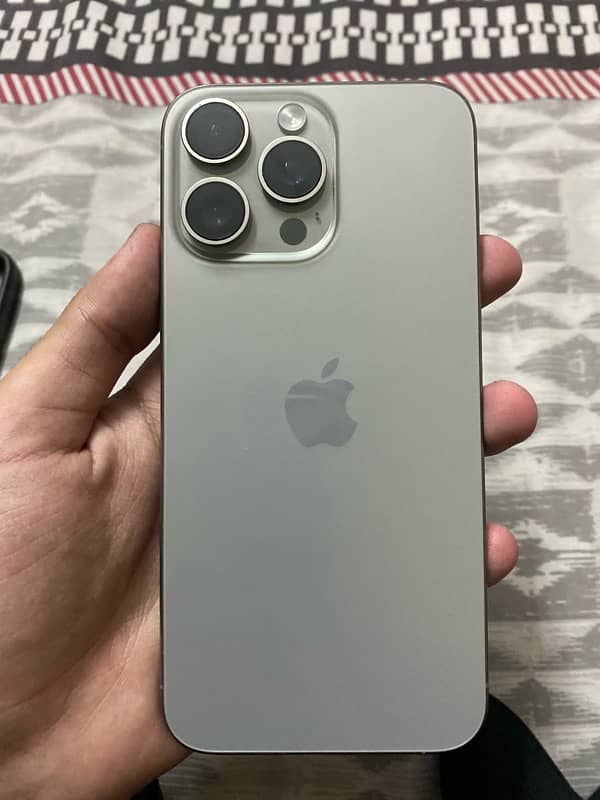 Iphone 15 Pro max 256gb JV Natural Titanium 2