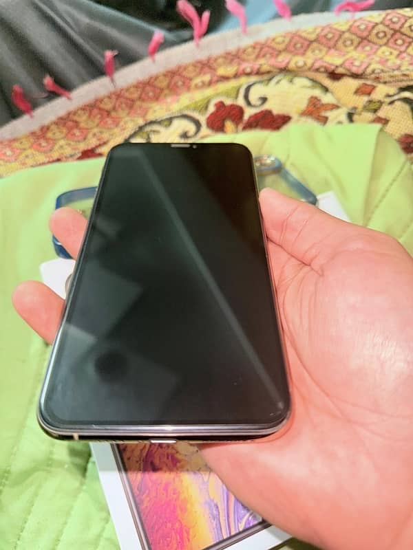 iphone xs max PTA Approved (256) 10