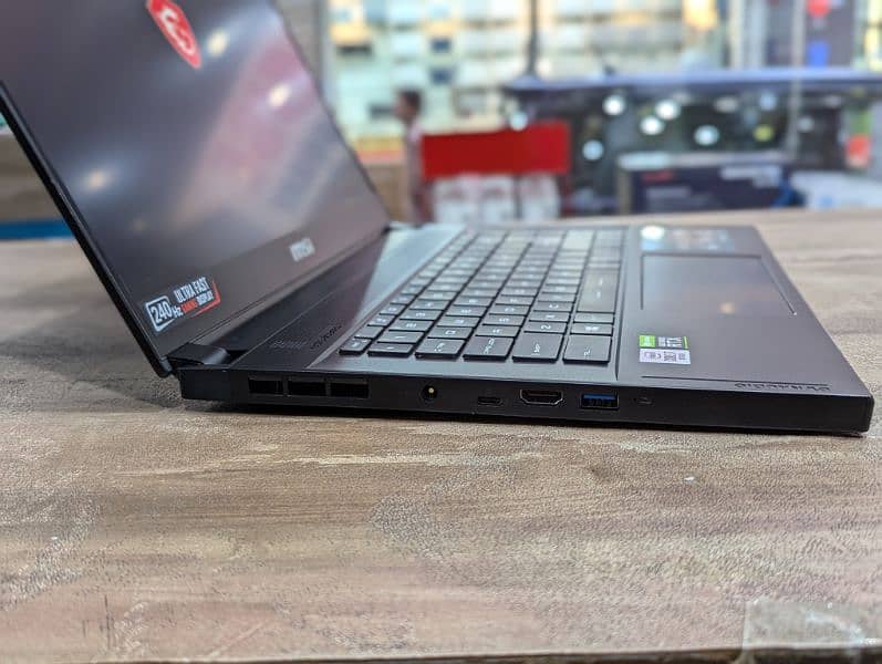 MSI gs66 stealth i7 10gen 32/1tb 2070 super 4