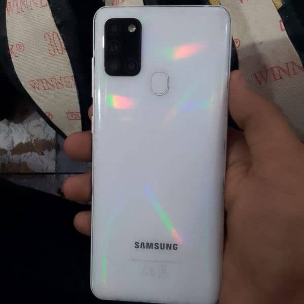 Samsung galaxy A21s with box 0