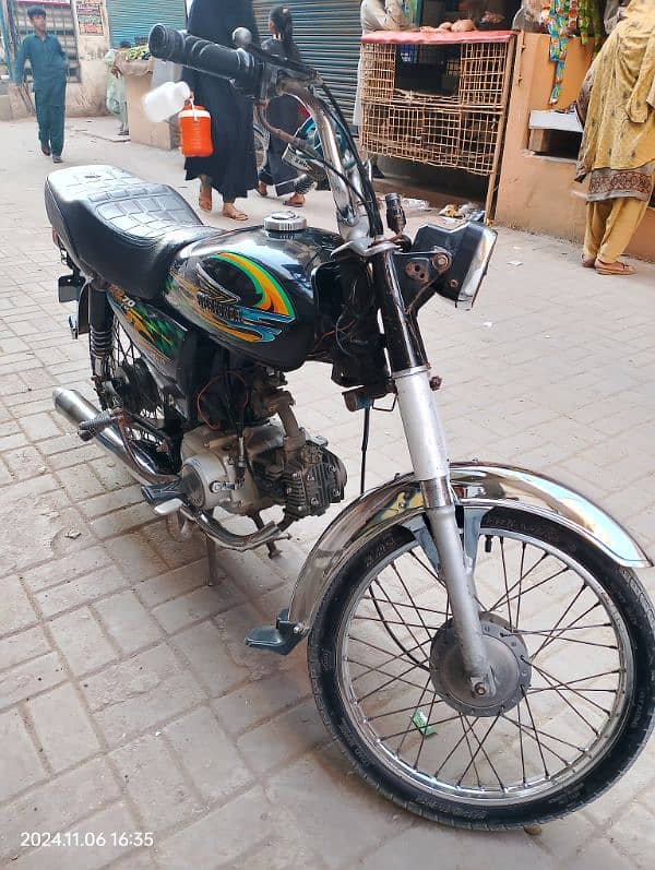 bilkul genuine hai hai koi jaldi nhi h sale ki lkin bike buht pyeri h 1