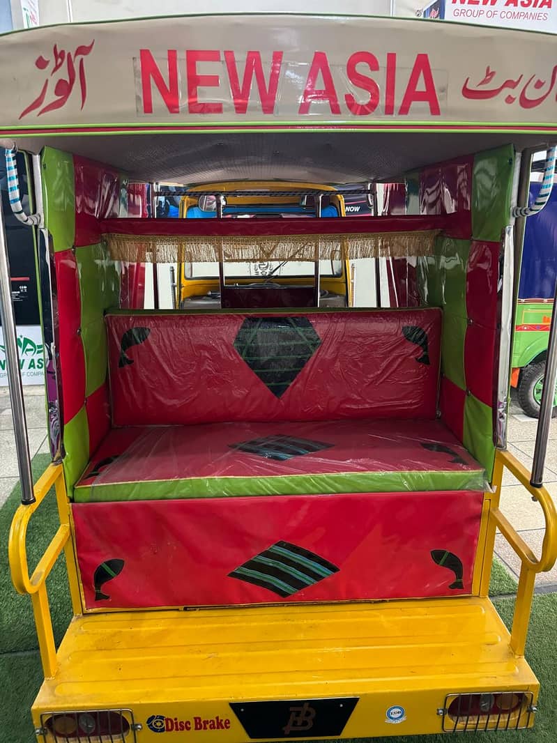 New Asia 6 seater open Rikshaw with loader defenger With Loader Part 3