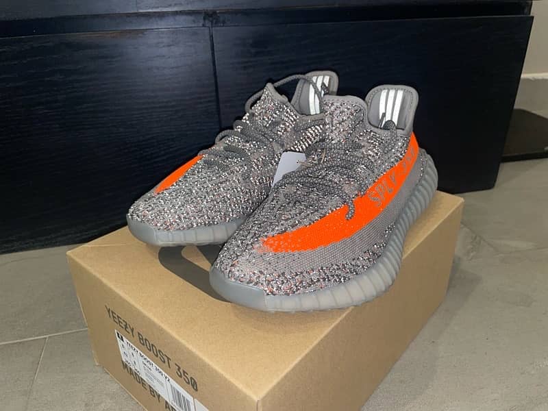 Adidas Yeezy boost 350 V2 beluga 3