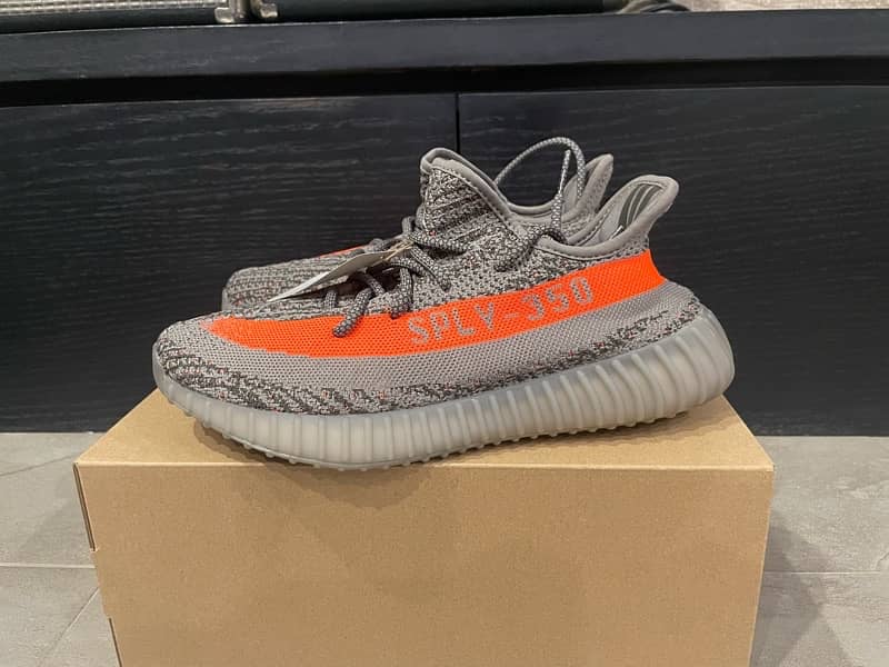 Adidas Yeezy boost 350 V2 beluga 1