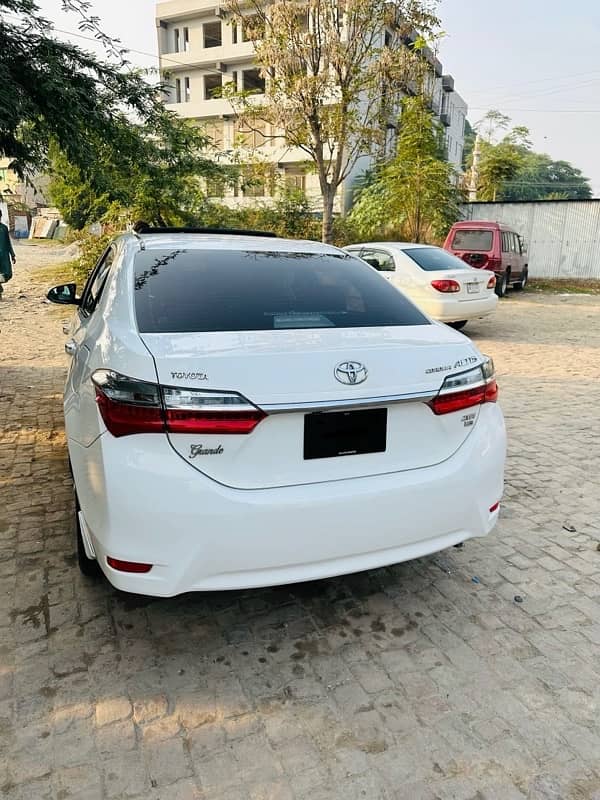 Toyota Altis Grande 2018 1