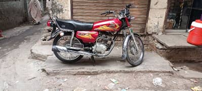 Honda 125 mint condition office use bike