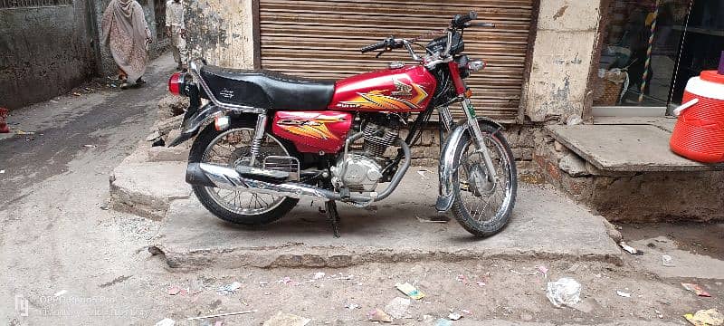 Honda 125 mint condition office use bike 0