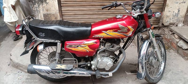 Honda 125 mint condition office use bike 1