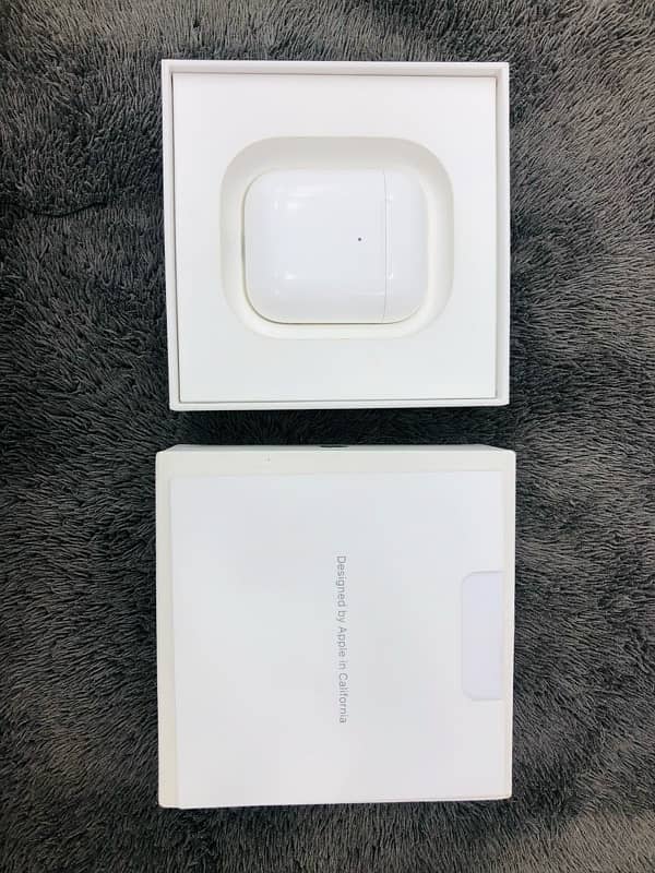 Apple AirPods Wireless 13