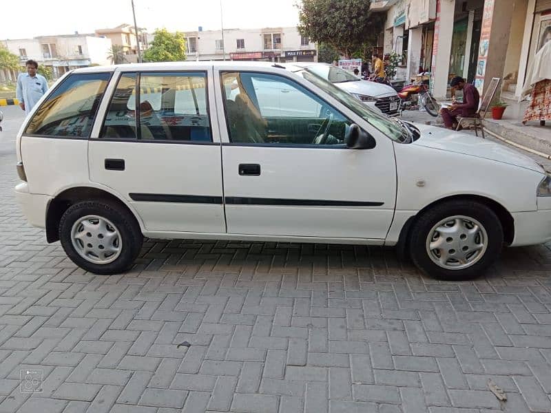 Suzuki Cultus VX 2011 3