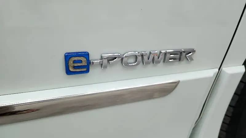 Nissan Serena Highway star 2019 Model E. Power 6