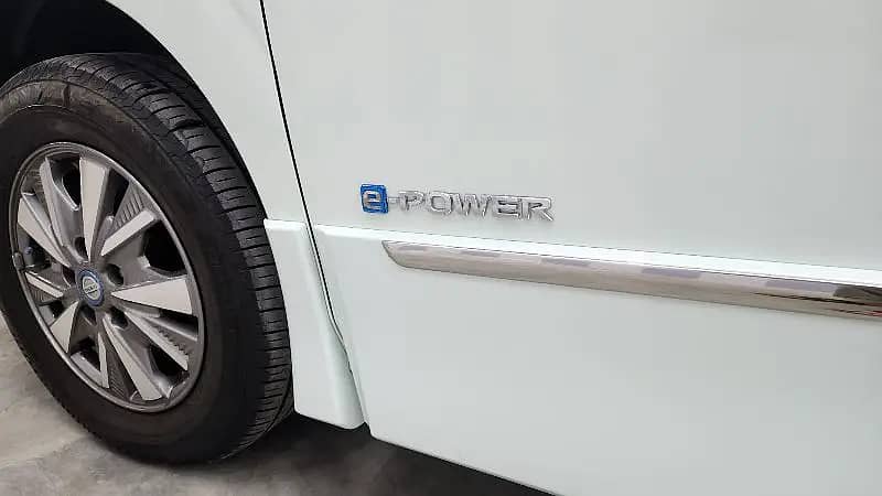 Nissan Serena Highway star 2019 Model E. Power 10