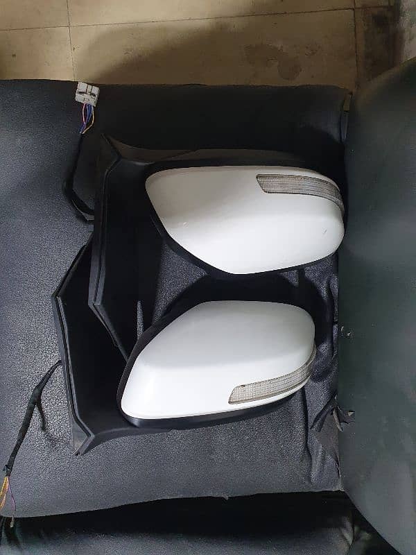 Honda city GM side mirrors pair 5