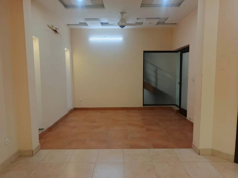 DHA Phase 6, 10 Marla, 04 Bed, Luxury House For Rent. Original pics attached 6