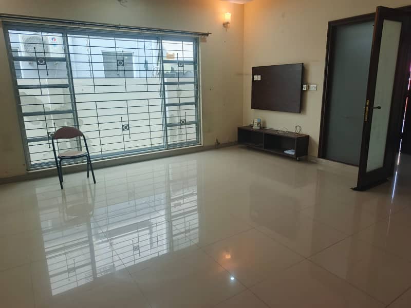 DHA Phase 6, 10 Marla, 04 Bed, Luxury House For Rent. Original pics attached 10