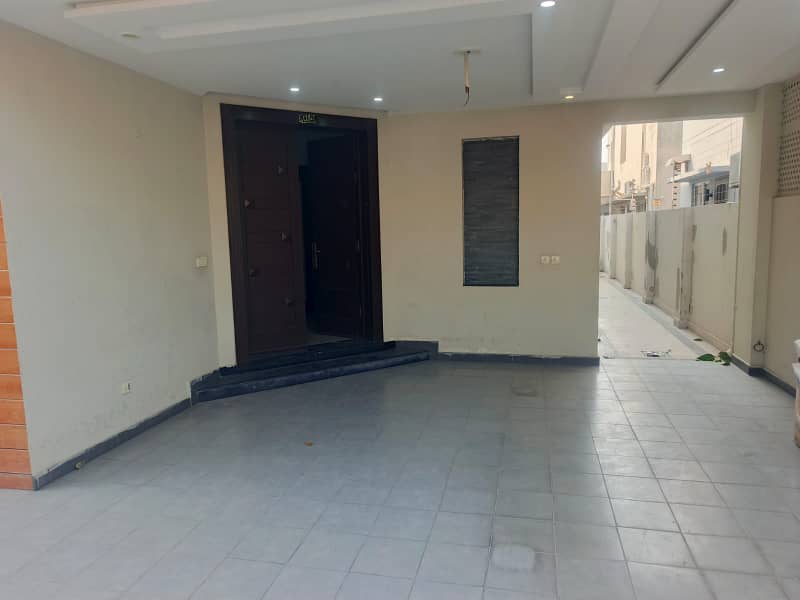 DHA Phase 6, 10 Marla, 04 Bed, Luxury House For Rent. Original pics attached 20