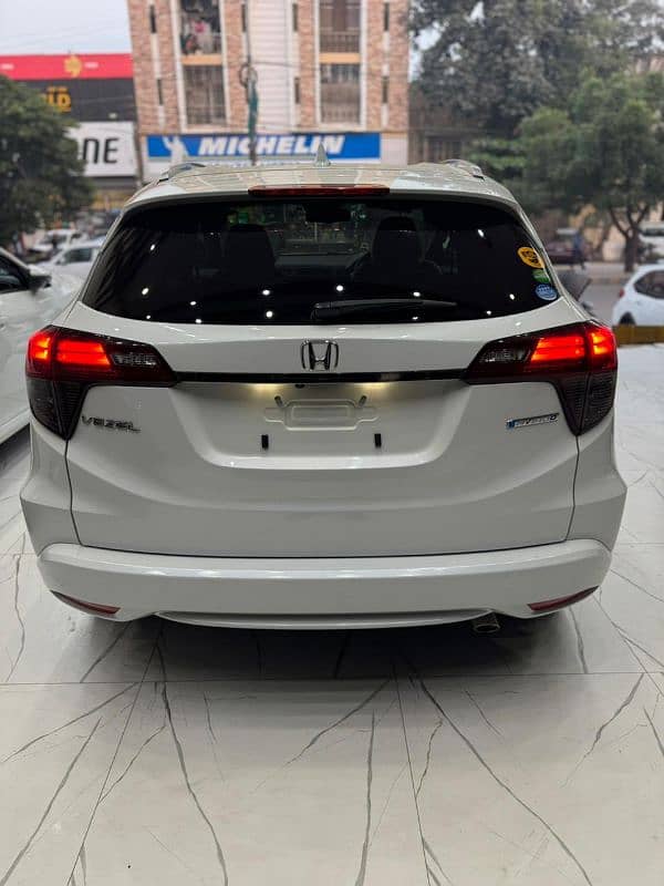 Honda Vezel 2018 6