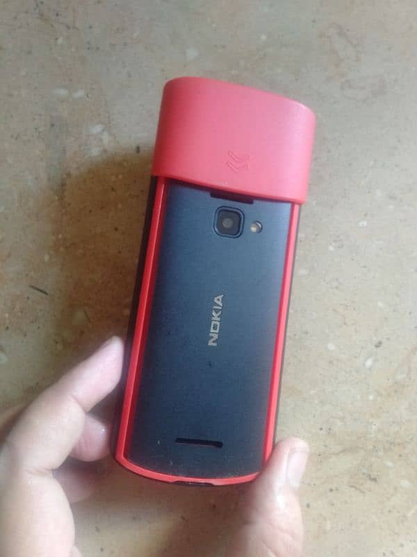 Nokia 5710 3