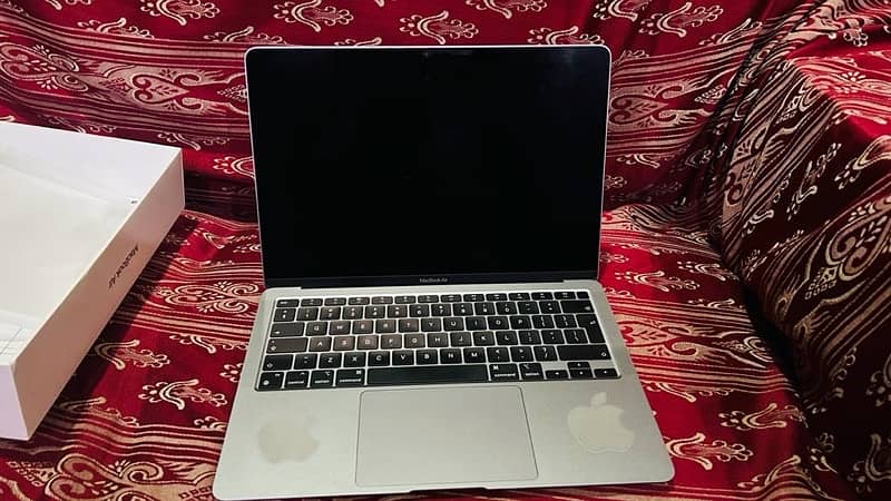 Macbook Air M1 2020 0