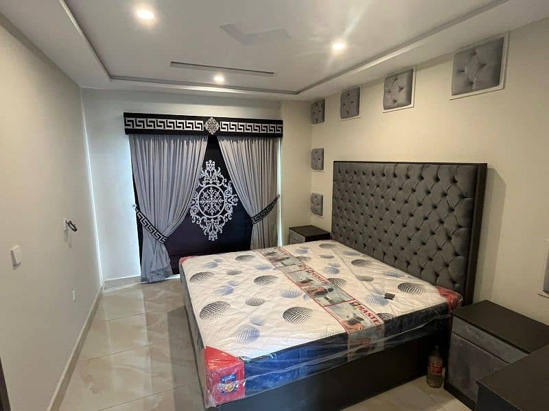 Furnished 2 Bedroom Apartment For Rent in Bahria Town Lahore 13