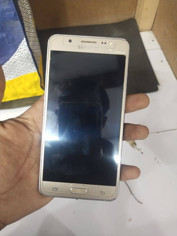 Samsung galaxy J5 10 original panel for sale and camere 0