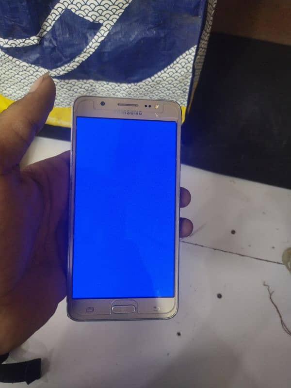 Samsung galaxy J5 10 original panel for sale and camere 5