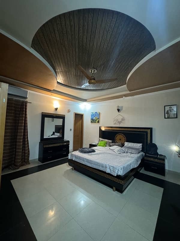 1 kanal Double story tild  Woodwork ceiling  near to main 0323.4432274 10