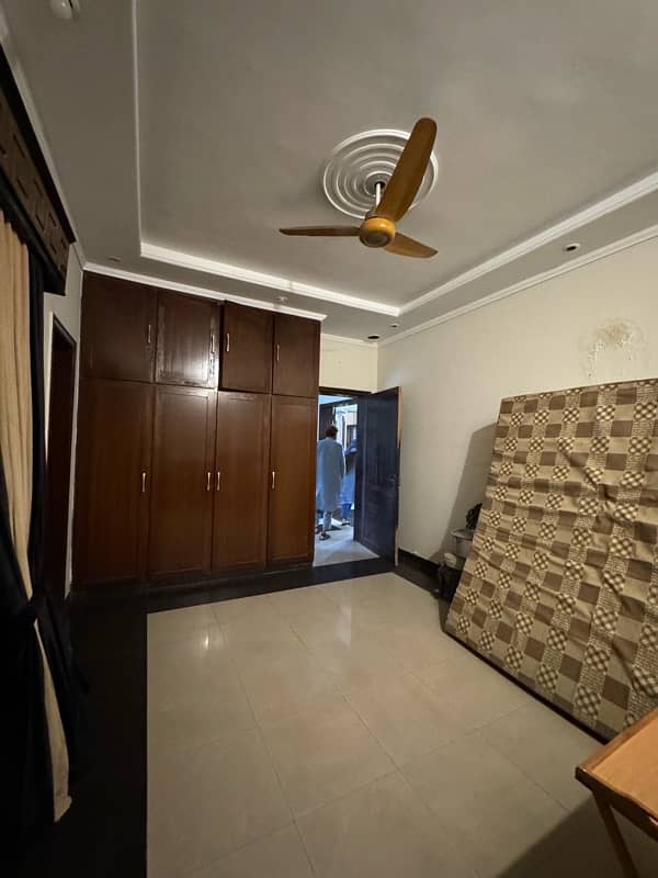 1 kanal Double story tild  Woodwork ceiling  near to main 0323.4432274 16