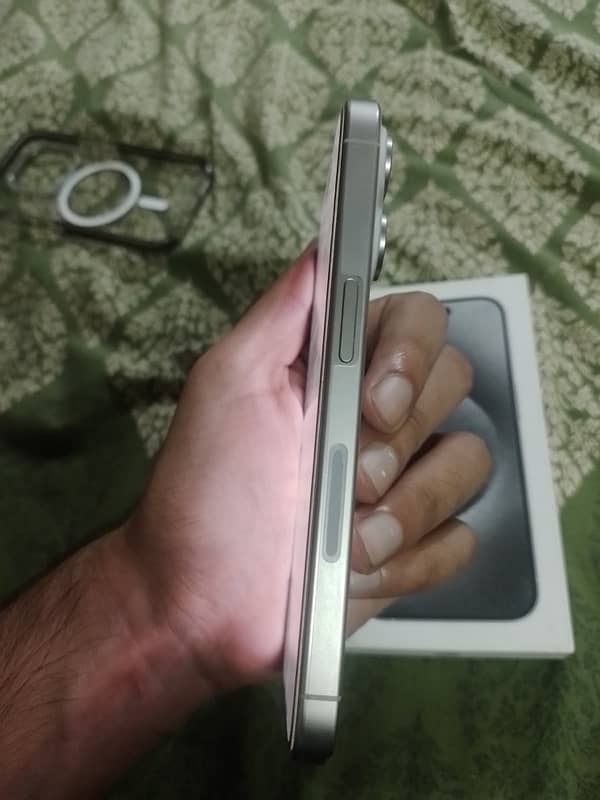 iPhone 15 Pro Factory Non PTA 3