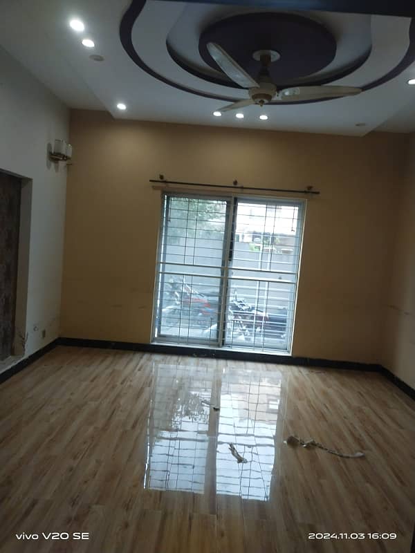 Spacious 10 Marla Lower Portion for Rent in Rafi Block, Lahore 4