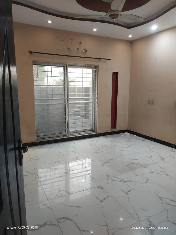 Spacious 10 Marla Lower Portion for Rent in Rafi Block, Lahore 6