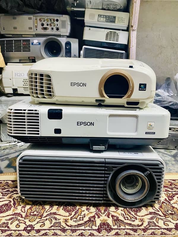 Projectors Wholesaler Quetta 5