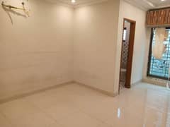 1 Bed Luxury Flat Available For Rent In Sector D Bahria Town Lahore 0