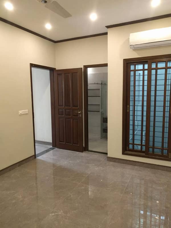 Bungalow For Rent Semi Furnished 9