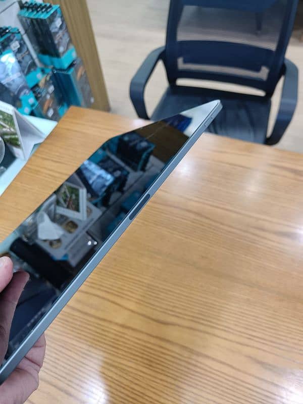 ipad pro M1 12.9 inches 03481780779 WhatsApp number 2