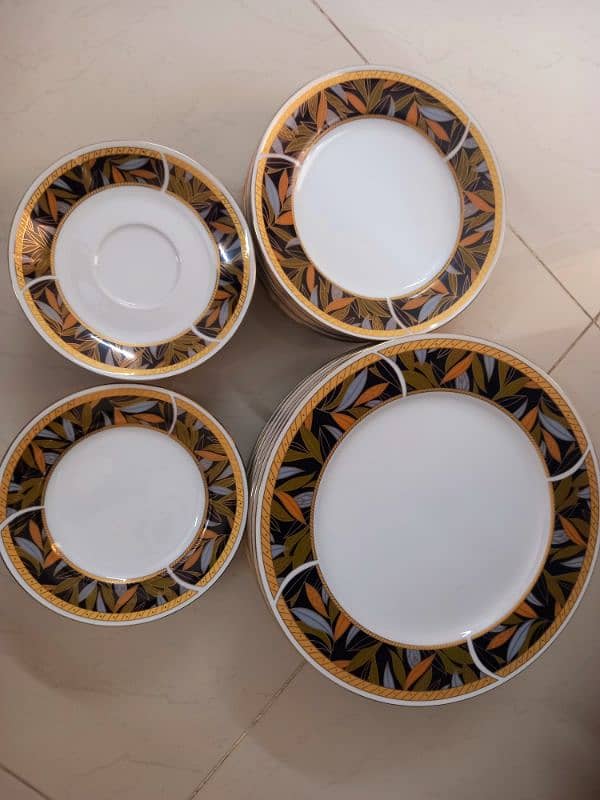 High Quality Gold Plated Dinner Set 0