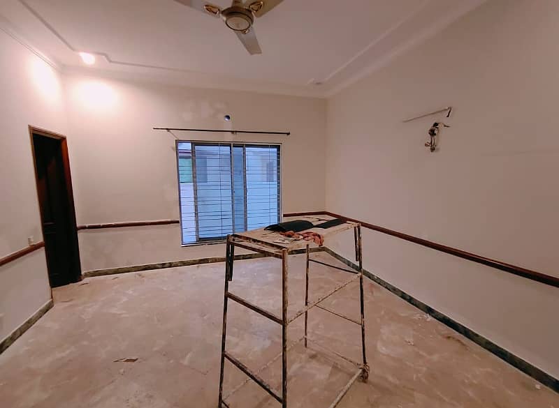 1 Kanal House For Rent IN DHA Lahore Phase 4 Near School 2