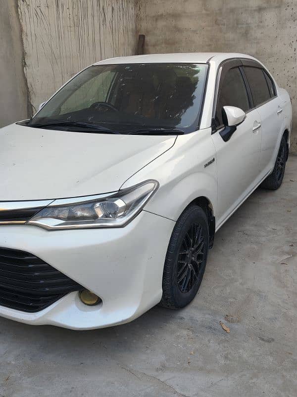 Toyota Corolla Axio 2015 0