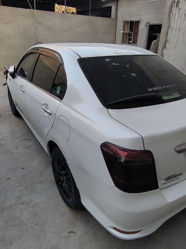 Toyota Corolla Axio 2015 1